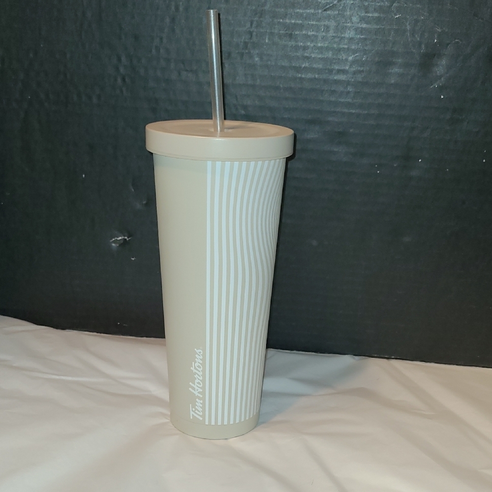 Tim Hortons 2024 Stainless Steel Chilly Tumbler 24oz New (Cold drinks only)